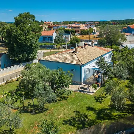 Holiday House Chill Out Loborika Pula 6 Persons Marcana Exterior photo