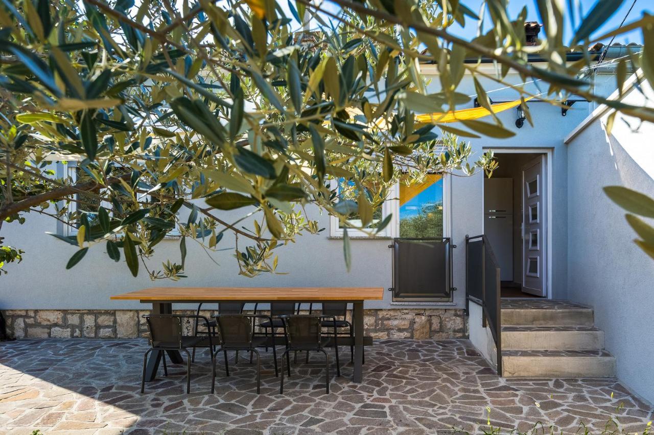 House Chill Out Loborika Pula 6 Persons Holiday home