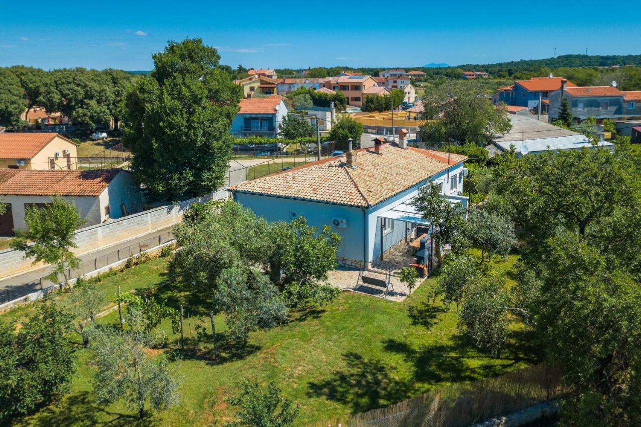House Chill Out Loborika Pula 6 Persons Holiday home *